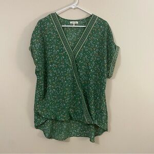 MAX STUDIO shirt WOMEN'S XL FLORAL GREEN TOP